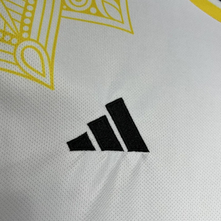 Maillot Real Madri concept 2024 2025