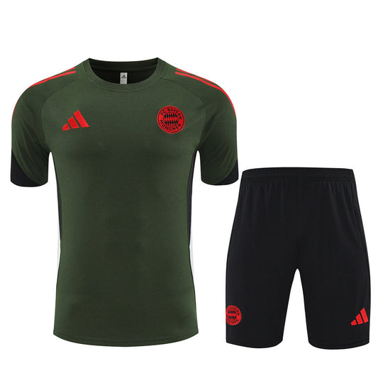 Bayern ensemble maillots 25/26
