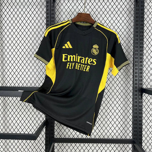 Real Madrid Concept Noir & Jaune 25/26
